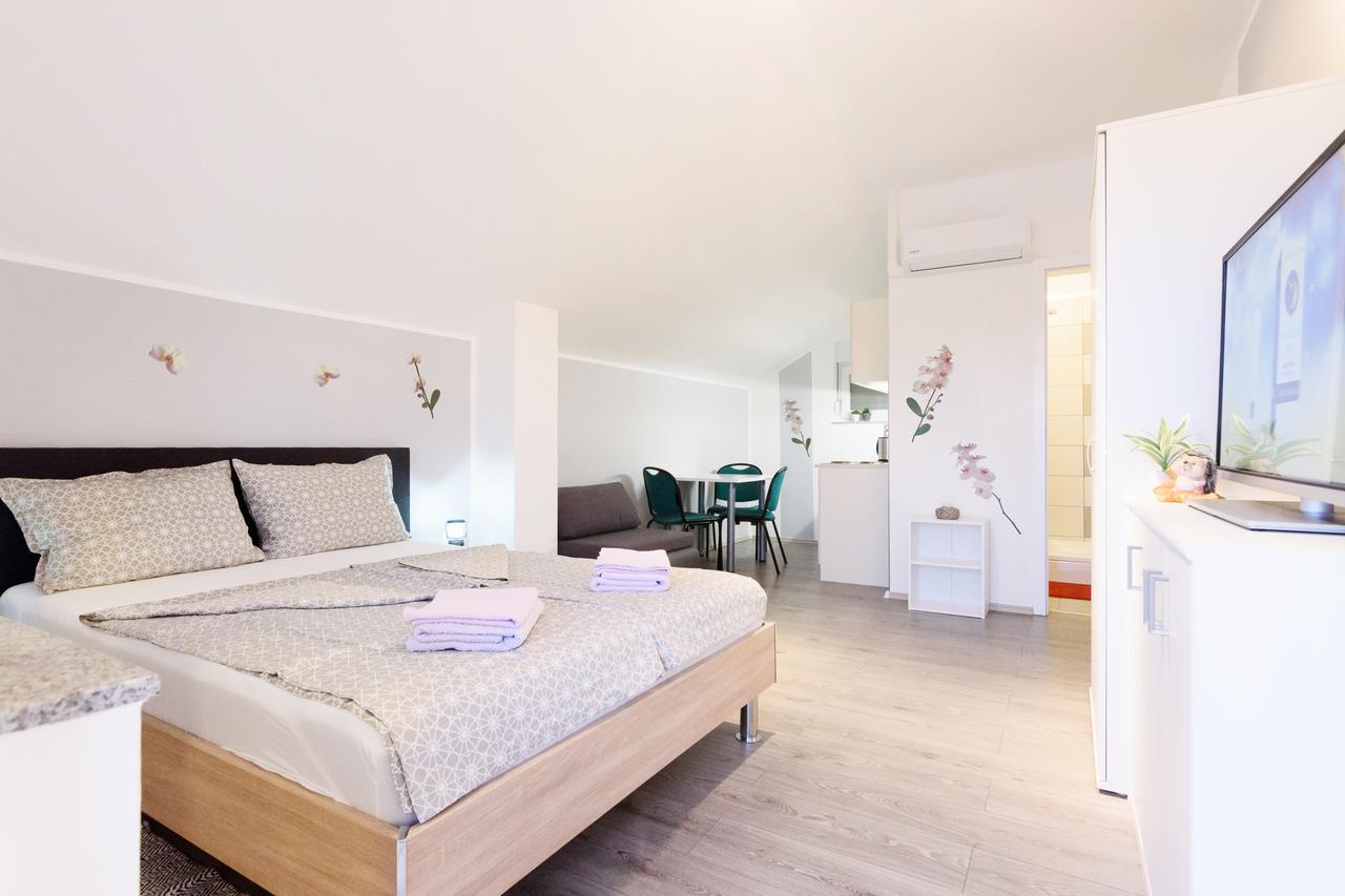 Apartmani Orhideja Gornji Karin Eksteriør bilde