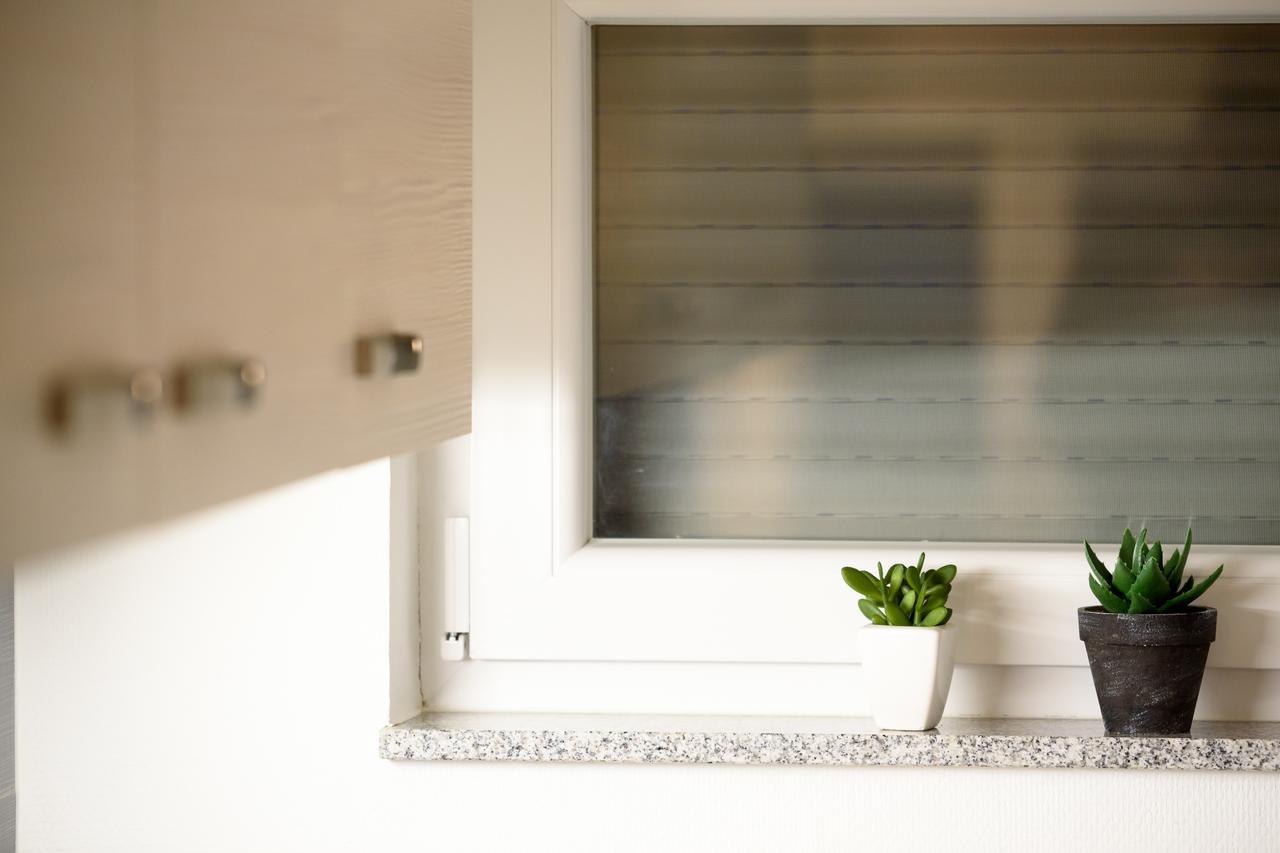 Apartmani Orhideja Gornji Karin Eksteriør bilde